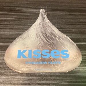 NEW SEALED Hershey Kisses 12-Pan Neutral & Pinks Eyeshadow Palette